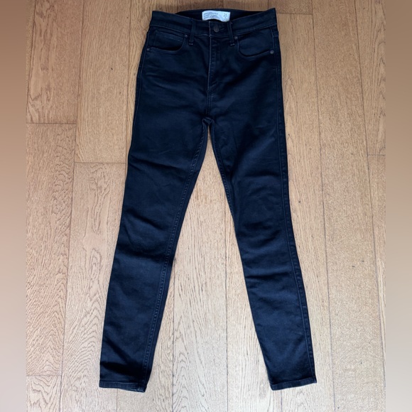 Abercrombie & Fitch Super Skinny High Rise Ankle Jeans SZ 2/26 Short Black - Picture 12 of 15